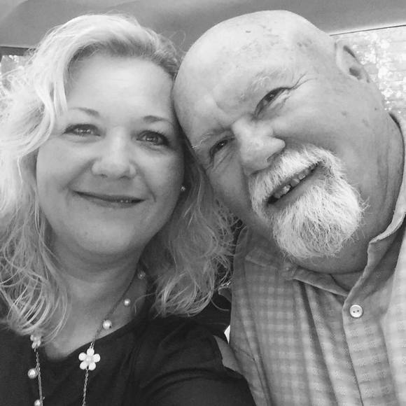 Meet your Posher, Lisa - Picture 1 of 1